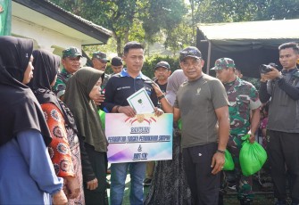 Jajaran Kodam Jaya Hiking Bersama Polda Metro Jaya