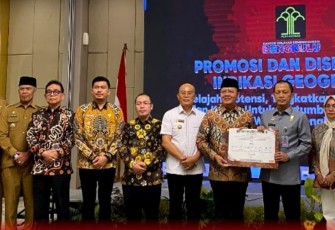 Wakil Bupati (Wabup) Bengkulu Utara (BU) Arie Septia Adinata, SE, M.AP hadiri kegiatan promosi dan deseminasi indikasi geografis yang diselenggarakan oleh kantor wilayah Kementerian Hukum dan HAM Bengkulu, di Hotel Two K-Azana, Selasa (20/2/2024) /Foto : MC