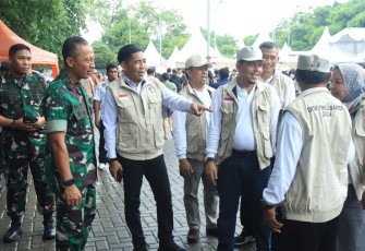 Danrem 052/Wijayakrama, Brigjen TNI Putranto Gatot SH,S.Sos.,M.M. melakukan monitoring di lokasi Tempat Pemungutan Suara (TPS) diwilayah Kabupaten Tangerang,Kota Tangerang dan Jakarta Barat,pada Pemilihan Umum (Pemilu)  serentak, Rabu (14/2/2024)