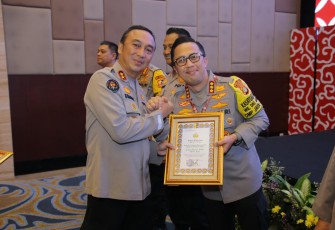 Bid Humas Polda Metro Jaya Raih Penghargaan Amplifikasi Terbaik Zona I
