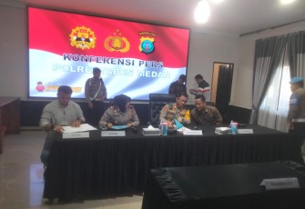 Kapolrestabes Medan Kombes Pol Dr Teddy Marbun SH MHum memaparkan keberhasilan anggota mengungkap kasus curanmor, Rabu (31/1/2024)