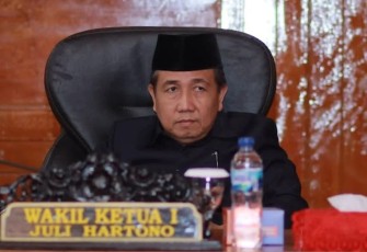 Wakil Ketua I DPRD Bengkulu Selatan Juli Hartono