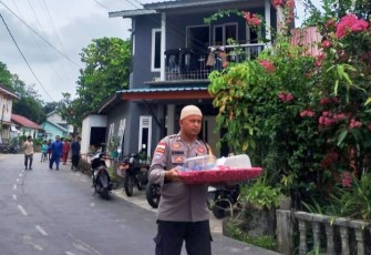 Bhabinkamtibmas Batu Lepuk Angkat Talam Bingke Tradisi Masyarakat di Kecamatan Tambelan