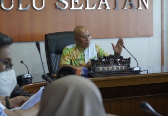 Bupati Bengkulu Selatan Gusnan Mulyadi 