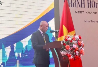 MenKopUKM Teten Masduki melakukan kunjungan kerja ke Vietnam dalam upaya memperkuat kerja sama ekonomi kedua negara khususnya terkait koperasi dan UKM serta produksi pangan.