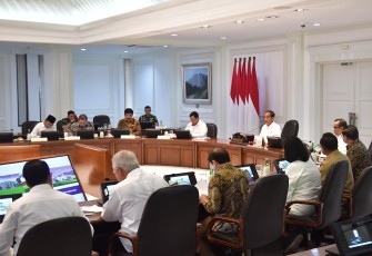 Kasal Hadiri Rapat Terbatas Bersama Presiden RI di Istana Kepresidenan