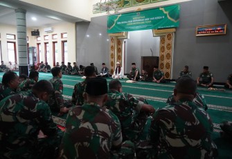 Keluarga besar Korem 064/Maulana Yusuf menggelar Peringatan Isra Mikraj Nabi Muhammad SAW 1445 Hijriah/2024 Masehi