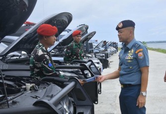 Apel Pemeriksaan Kendaraan Dinas  di Dermaga Koarmada III Katapop Kab. Sorong, Papua Barat Daya. Rabu (07/02/24).