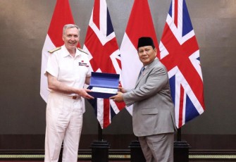 Menhan RI Prabowo Sambut Kunjungan Kehormatan Panglima Angkatan Bersenjata Inggris