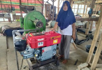 Berkomitmen mendorong usaha mikro, kecil dan menengah (UMKM) untuk naik kelas, PT Pertamina (Persero) memberikan bantuan alat hibah teknologi tepat guna kepada 28 UMKM senilai total Rp 690 juta