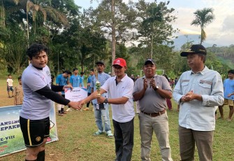 Open Turnamen Sepak Bola Mini Repoper Ke-VIII Resmi Ditutup Wakil Bupati Risnawanto