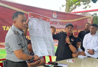 KPU Aceh Timur saat Sosialisasi Tatacara Pemberian Suara pada Pemilu Tahun 2024 kepada Warga Binaan di Lapas Idi