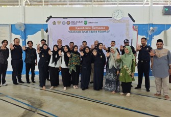 Foto bersama usai acara