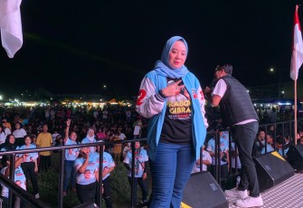 Caleg DPRD Kabupaten Blitar Dapil 4 dari Partai Gerindra Kabupaten Blitar Esti Nugraheni