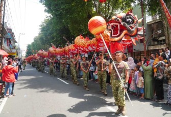 Barongsai Naga Guntur Geni Kostrad, Minggu (25/2)