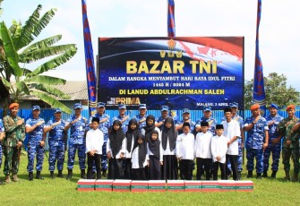 Bazar TNI Depohar 30 Malang