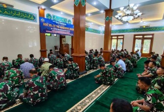 Doa bersama prajurit Depohar 50 Lanud Adi Soemarmo 