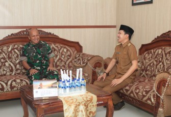 Dandim 0806/Trenggalek Letkol Czi Yudo Aji Susanto bersama Bupati Trenggalek 