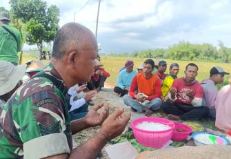 Doa bersama jelang panen padi wilayah desa binaan 