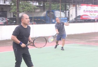Olahraga tenis lapangan di Pemkab Pacitan 