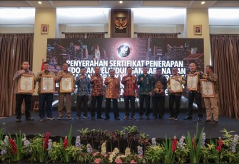 Penyerahan sertifikat pengamanan BNPT