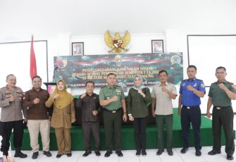 Foto Bersama Aparat Pemerintah Semester I Tahun 2024