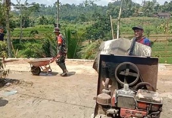 Bantu warga binaan bangun Plesengan