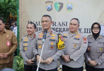 Kapolda Jatim Irjen Pol Imam Sugianto 