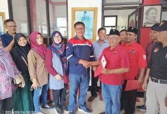 Sutrisno, S.T. Mencalonkan Diri sebagai Bakal Calon Bupati Blitar ke DPC PDIP Kabupaten Blitar untuk Pilkada 2024