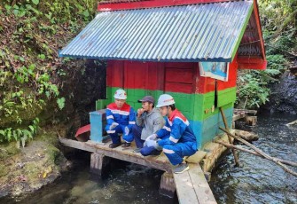 PT Kilang Pertamina Internasional wujudkan listrik di desa Singapure Kabupaten Lahat, Sumsel