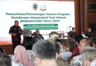 Program pembinaan masyarakat taat hukum 