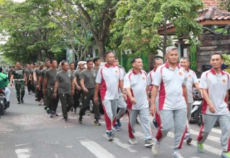 Olahraga bersama prajurit Kodim 0807/Tulungagung 