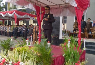 Kapolres Pasaman Jadi Inspektur Upacara 