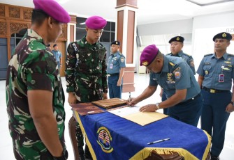 Lantamal V Laksanakan Penandatangan Pakta Integritas Panitia Seleksi Caba Dan Cata PK TNI AL Gelombang I 