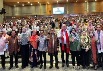 Foto bersama dengan Komisi IX DPR RI 
