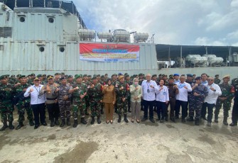 Foto bersama Satgas Yonarmed 11 Kostrad tiba di Nunukan, Senin (26/8)