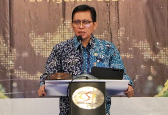 Dirjen Bangda Kemendagri Restuardy Daud 