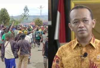 Massa menghadang rombongan Paslon TEDU menuju KPU Pegubin, Kamis (29/8)