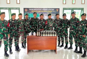 Satgas Yonarmed 11 Kostrad gagalkan penyeludupan miras dan kosmetik 