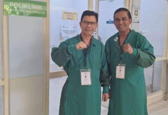 Paslon Mustafi Ibrahim - Hanasri mengikuti tes kesehatan di RSUZA