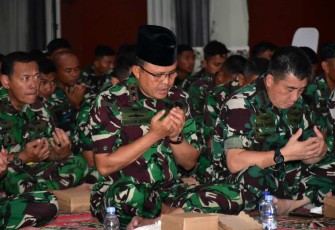 Doa bersama prajurit Puspenerbal 
