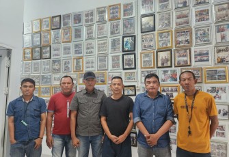 Chairum Lubis SH Gulirkan Sembako kepada Pengurus dan Anggota.