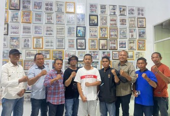 Chairum Lubis SH Didampingi Pengurus dan Anggota Usai Pelaksanaan Jumat Barokah.