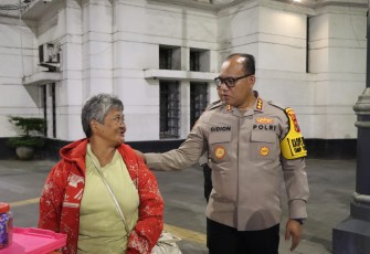 Kapolrestabes Medan Menyapa Masyarakat Usai Apel dan Patroli Skala Besar
