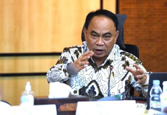 MenkopUKM Budi Arie Setiadi 