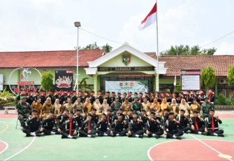 Pelantikan anggota penegak disiplin di SMPN 1 Babadan