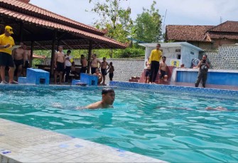 Uji kemampuan fisik prajurit Kodim 0801/Pacitan