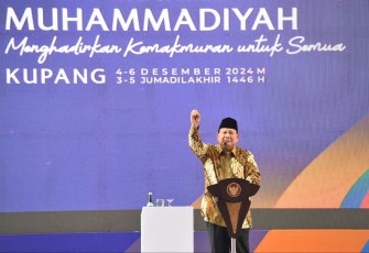 Presiden Prabowo Subianto memberikan pengarahan dalam milad Universitas Muhammadiyah Kupang, NTT, Rabu (4/12)