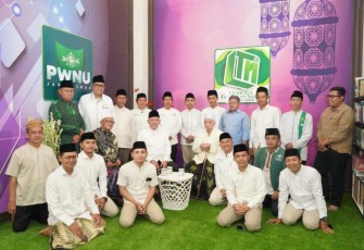 Foto bersama PWNU Jawa Timur, Selasa (10/12)