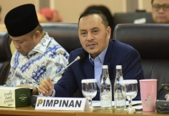 Ketua Komisi XIII DPR RI Willy Aditya di Ruang Rapat Komisi XIII, Gedung Nusantara II, DPR RI, Senayan, Jakarta, Senin (4/11/24).